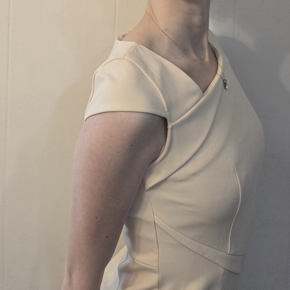 Buttery Yellow Structured Sheath Dress | Elegant Draped Detail - Picture 5 of 15